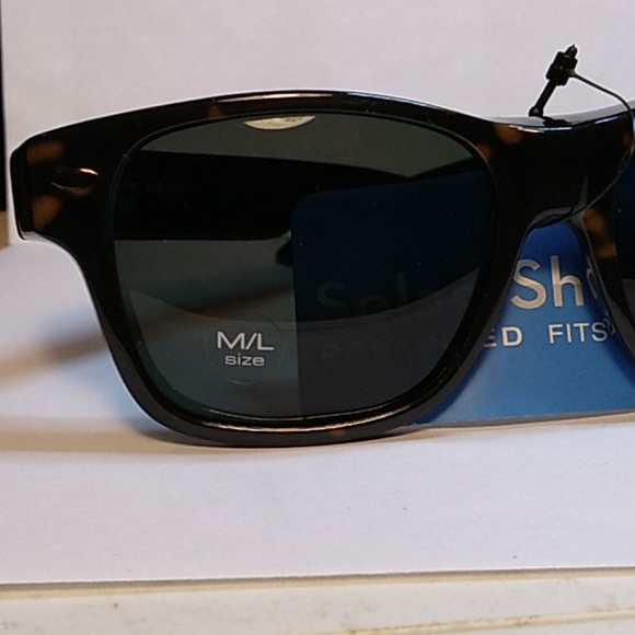 Solar Shield Fit Over Sunglasses - Picture 3 of 6